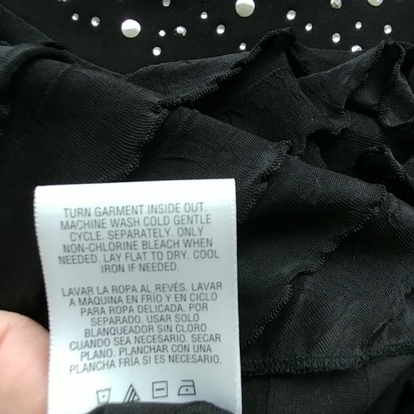 Jaclyn Smith (Woman) 2X Black and Silver Top - Picture 7 of 8